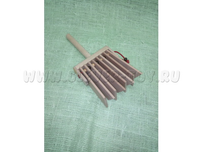 Трещотка пластинчатая на ручке (дерево, без росписи) Трещотка пластинчатая на ручке (дерево, без росписи)